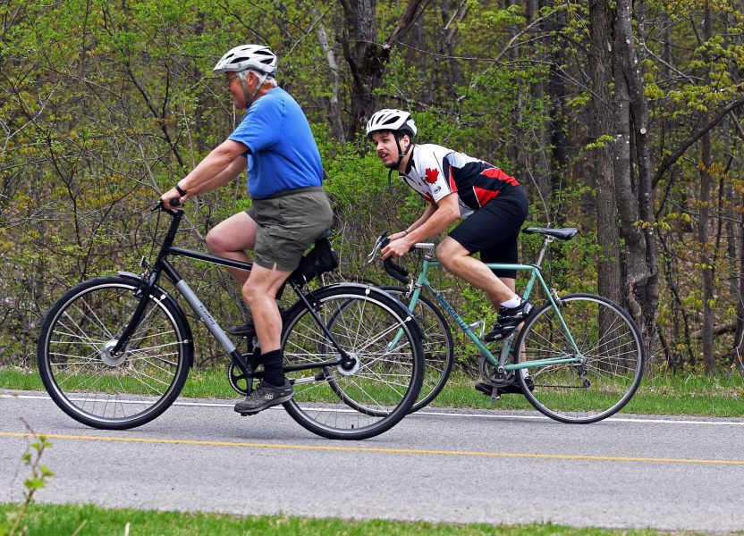 The “Equalizer Bike”<br><small>–  It brings Mismatched Cyclists Together (Ottawa Outdoors 2016)</small>